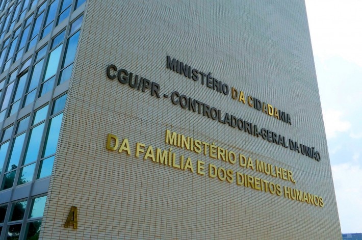 Trabalhadores de usina com Covid-19 em Campos