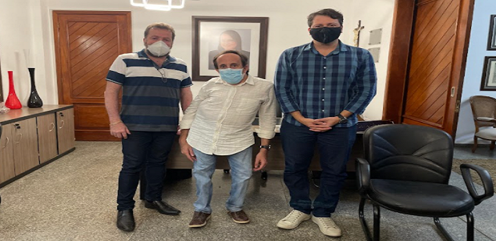 Paulo Ganime consegue recursos para Santa Casa de SJB