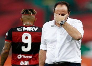 Flamengo demite Rogério Ceni