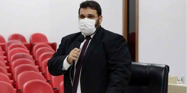 Thales Coutinho - Morte por covid-19