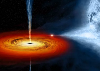 Dan Wilkins, astrofísico da Universidade de Stanford detecta luz no buraco negro
