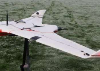 Drones em Dubai para gerar chuva