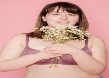 EM CASA: DICAS DE COMO ESCOLHER LINGERIE