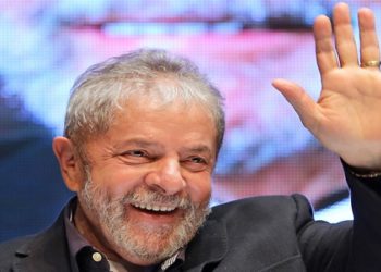 Dados mostram ex-presidente muito à frente de Jair Bolsonaro, que foi escolhido por 26,6% dos entrevistados. Ciro Gomes, do PDT, aparece em 3° lugar com 5,9% das intenções de voto, empatado com Moro