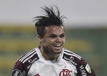 Renato estreia com vitoria na Libertadores