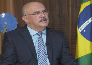 Ministro da Educação é denunciado pela PGR por homofobia