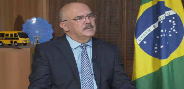 Ministro da Educação é denunciado pela PGR por homofobia