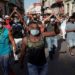 População cubana sai para as ruas em protesto contra o governo