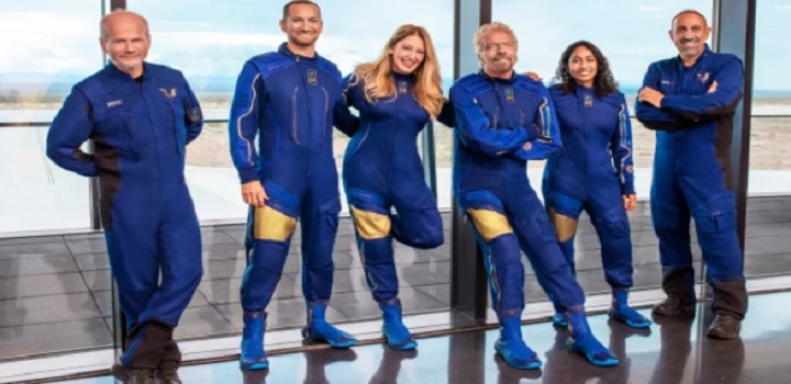 Branson fará seu voo espacial apenas nove dias antes de outra empresa