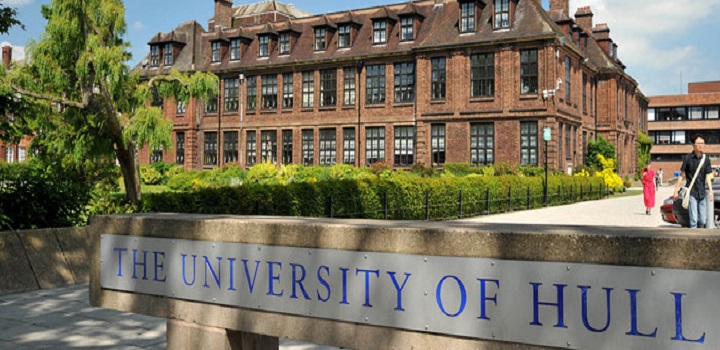 alunos fraudam teste de covid para faltarem aula no Reino Unido