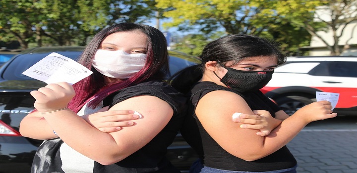 Vacinação de adolescentes em Niterói