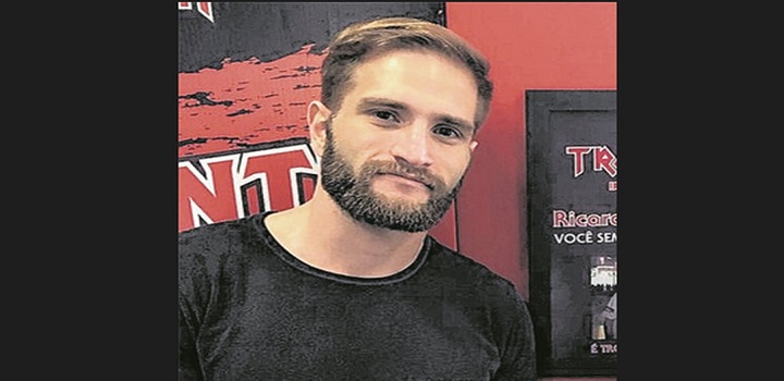 empresário e sommelier que está abrindo uma distribuidora de cerveja artesanais na Flórida e investindo em uma revendedora que terceiriza processos de estocagem e distribuição com fornecedores, em um modelo chamado dropshipping.