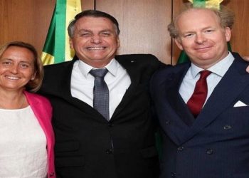 Bolsonaro se encontra com deputada alemã de extrema direita
