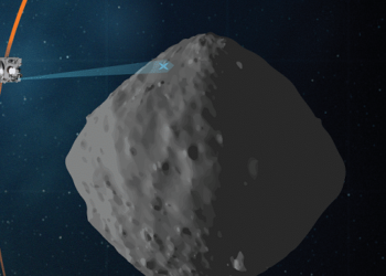 Imagem do asteroide Bennu construída a partir de 12 imagens coletadas por nave
