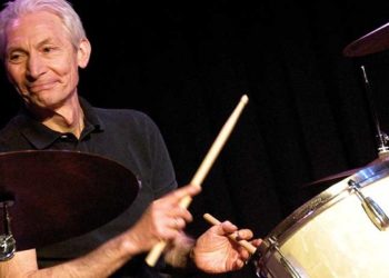 Charlie Watts morre aos 80 anos