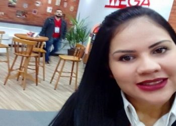 Marina Gomes Vieira, de 31 anos, comemorava a despedida de solteira de uma amiga; ela chegou a ser socorrida pelos bombeiros, que tiveram que passar pelo público na pista de dança