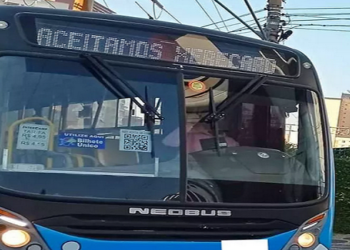 Ônibus de Campinas circula com mensagem ofensiva às mulheres e de provocação ao Palmeiras no letreiro