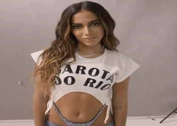 Anitta vai virar estatua em NY