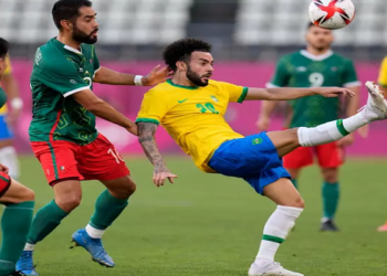 Nos pênaltis, Brasil supera México