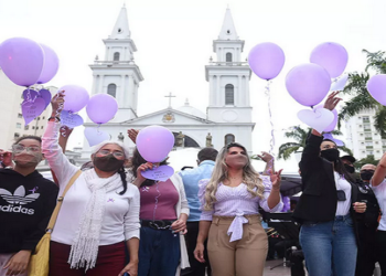 Semana de combate ao feminicídio em Campos