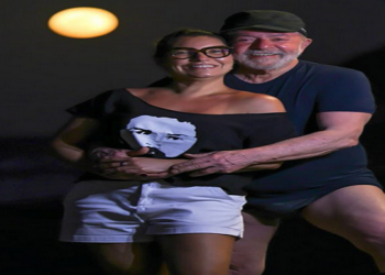 Lula aparece com perna musculosa em foto com noiva