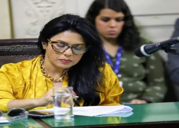projeto de lei 1.606/2019, que obriga o Instituto Médico Legal, responsável por realizar o exame de corpo de delito, a disponibilizar roupas e sapatos para mulheres vítimas de violência que tenham seus pertences recolhidos como prova das agressões.