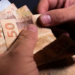 Governo envia proposta de salário minimo 2022