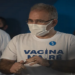 Queiroga diz que 3ª dose vai começar por idosos e profissionais de saúde