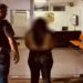 A Polícia Civil de Goiás (PC-GO) prendeu em flagrante uma mulher, de 24 anos, suspeita de se passar pela irmã de uma juíza de Minas Gerais e solicitar à vítima um depósito de R$ 7.850