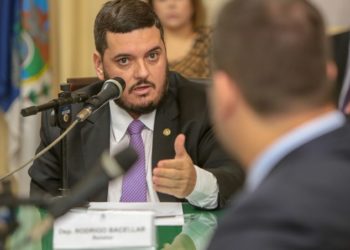 Rodribo Bacellar x Wladimir Garotinho: Disputa política em Campos-RJ