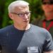Apresentador americano Anderson Cooper disse que não deixará sua fortuna para seu filho (Foto: Divulgação Reuters)