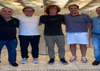 Flamengo fecha com David Luiz