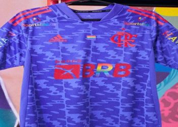 Flamengo lançou oficialmente nesta sexta-feira uma nova camisa em defesa da diversidade