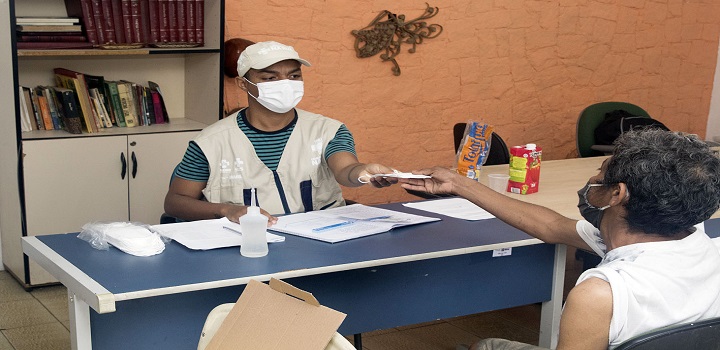 Macaé auxilia pessoas vulneráveis