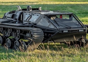 Empresa fabrica tanque de guerra para civis