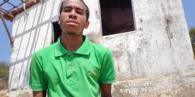 Jovem negro, órfão e dependente de álcool contou como um comerciante de Portalegre, no interior do estado, o amarrou e o espancou; agressão foi filmada e divulgada nas redes sociais