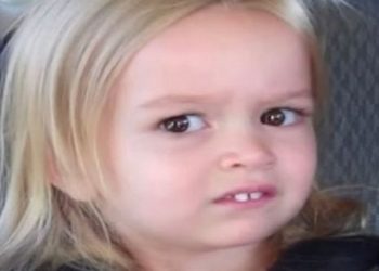 Meme Side-eying Chloe vai a leilão