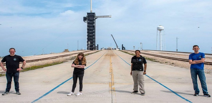 SpaceX, de Elon Musk, lança hoje foguete que vai por turistas na órbita da Terra pela 1ª vez