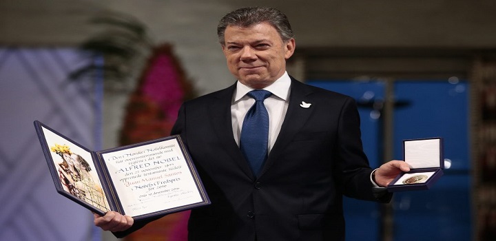 'Única solução para a violência é legalização de todas as drogas', diz ex-presidente colombiano Juan Manuel Santos