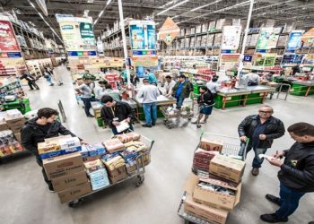 Expansão de ATacadôes no país: mudanças vêm num momento que a perda de poder aquisitivo exige que o consumidor recorra a soluções mais baratas