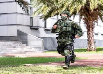 governo de Taiwan garante que criou um traje militar de exoesqueleto movido a bateria.