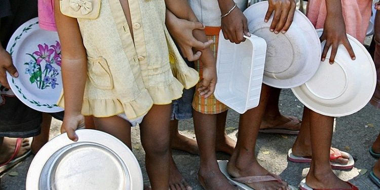 brasil reduz pobreza