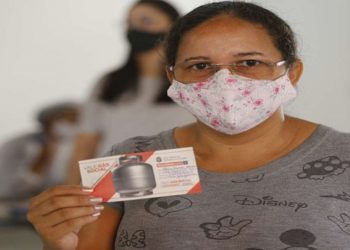 Senado aprovou nesta terça-feira (19), por 76 votos a 1, o projeto de lei que cria um programa social com o objetivo de ajudar famílias de baixa renda a comprar botijões de gás de cozinha