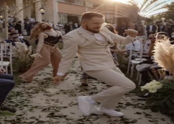 O coreógrafo Gustavo Durso Aleixo, de 32 anos, resolveu entrar na cerimônia de seu próprio casamento dançando “Can’t Stop the Feeling”, do cantor Justin Timberlake, em Betim, na Região Metropolitana de Belo Horizonte.