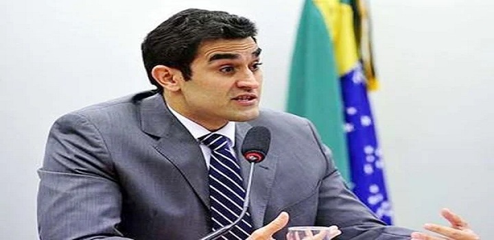 delegado Hugo de Barros Correia foi afastado do cargo de superintendente da Polícia Federal no Distrito Federal pelo diretor-geral do órgão, Paulo Maurino.