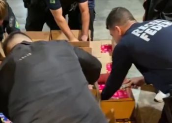PF faz a maior apreensão de cocaína da história do RJ