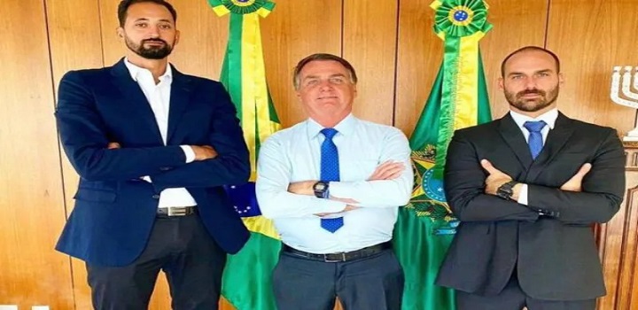 Maurício é bolsonarista declarado e já trocou mensagens carinhosas com o presidente O atleta teria pretensões de lançar-se candidato no ano que vem, apoiado por Bolsonaro