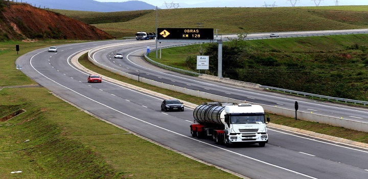 concessionária que administra o trecho Norte da BR-101 no Rio fará uma operação especial para o feriado prolongado do Dia das Crianças. A estimativa é de que mais de 405 mil veículos passem ao longo do trecho concedido, entre Niterói e a divisa entre o Rio e o estado do Espírito Santo, em Campos dos Goytacazes.