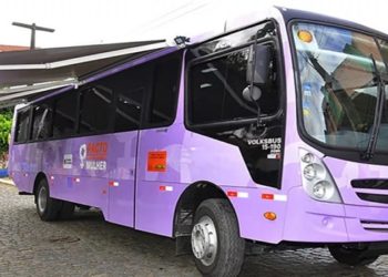 Ônibus Lilás em Macaé