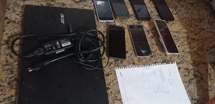 Policiais civis da 126ª DP (Cabo Frio) fizeram nesta quinta-feira uma operação para cumprimento de mandados de busca e apreensão contra Guilherme Cunha Veiga da Silva